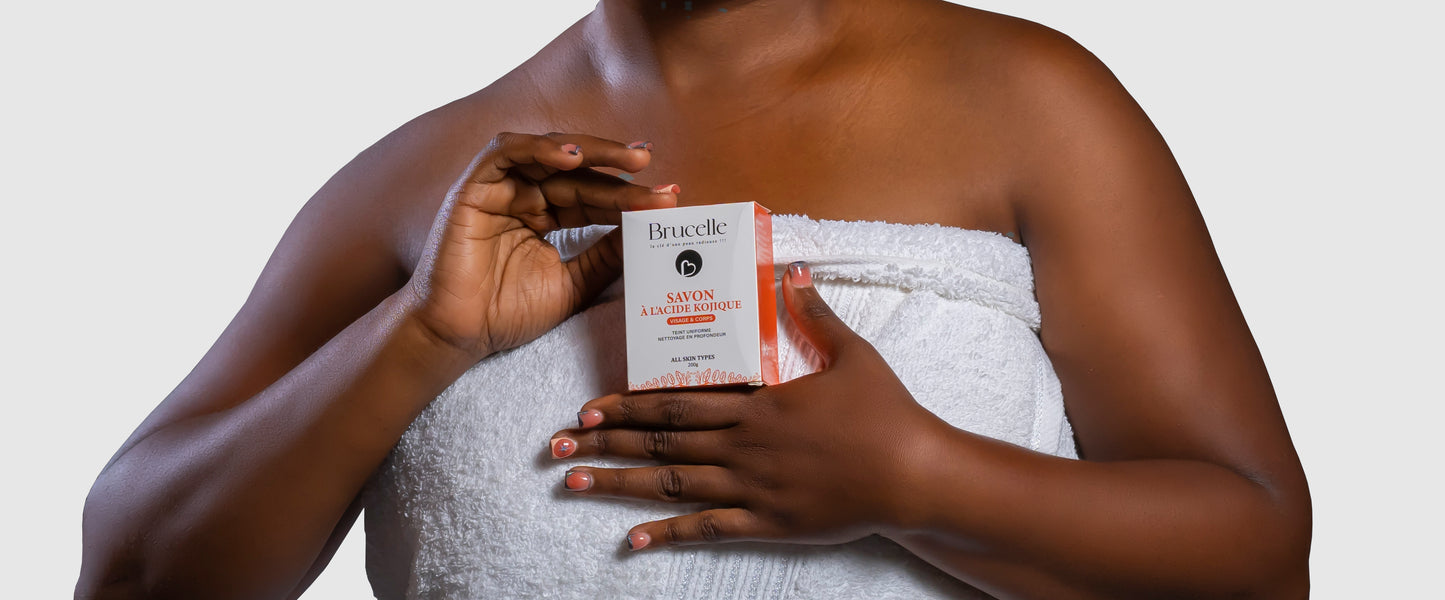 KOJIC SOAP: SUPER LIGHTENING ANTI-DARK SPOT